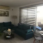 Freminore Apartment