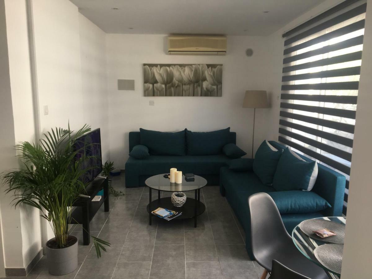 Freminore Apartment *
